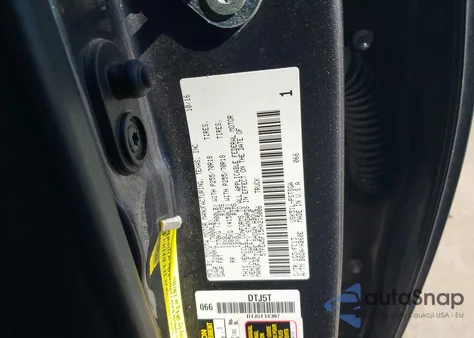 2017 Toyota Tundra Sr5 5.7L V8 z USA, uszkodzony, nr VIN 5TFEW5F15HX215006